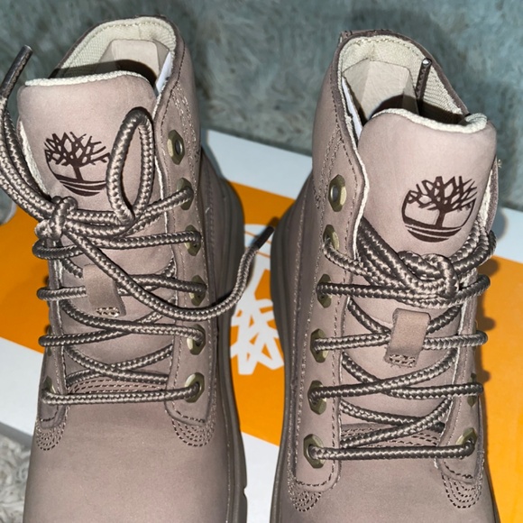 Timberland Womens size 5.5 W/L  Greyfield Mid Lace Boot Medium Brown Nubuck - Picture 8 of 8